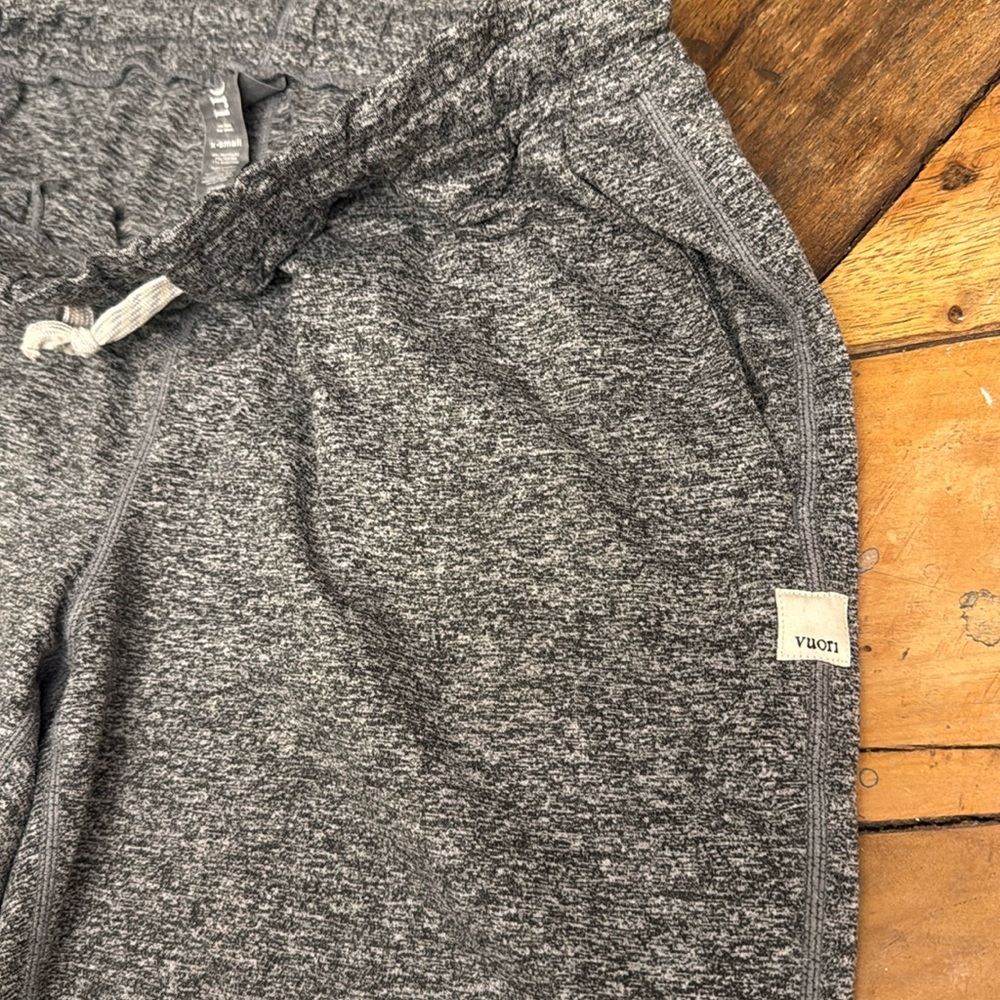 Vuori joggers